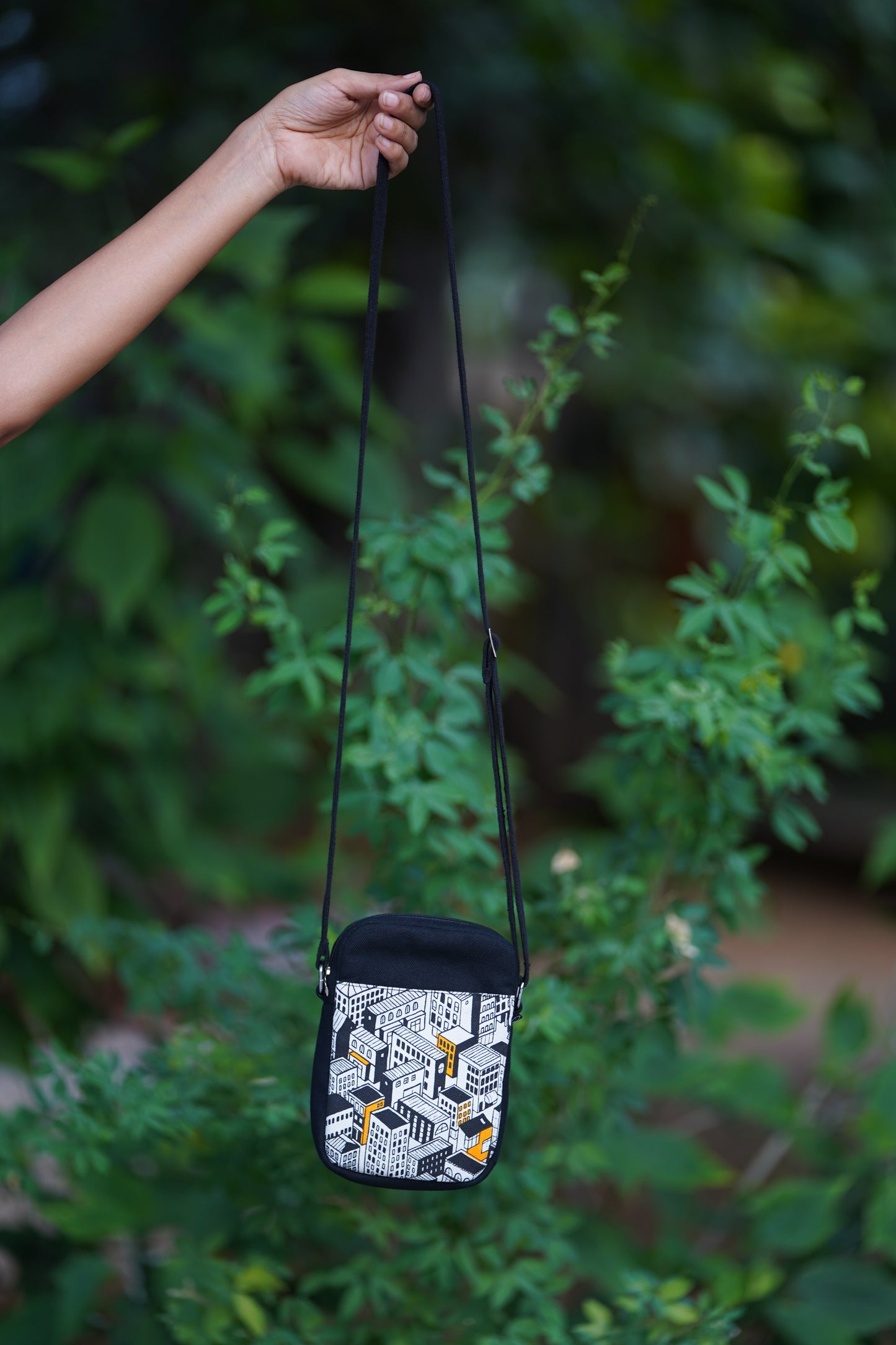 Mobile Sling - City Life