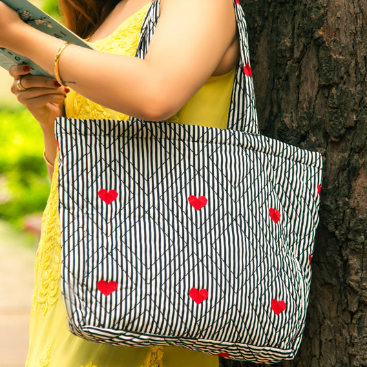 Quilted Zip Tote - Hearts & Stripes