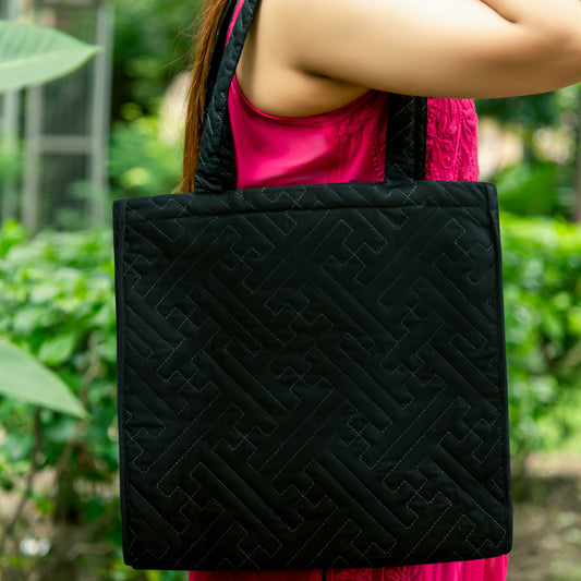 Square Quilted Zip - Urban Classic